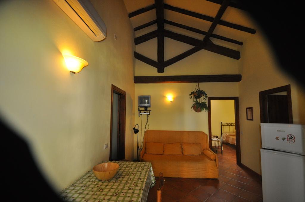 Agriturismo Il Cerrosughero Villa Scarlino Oda fotoğraf