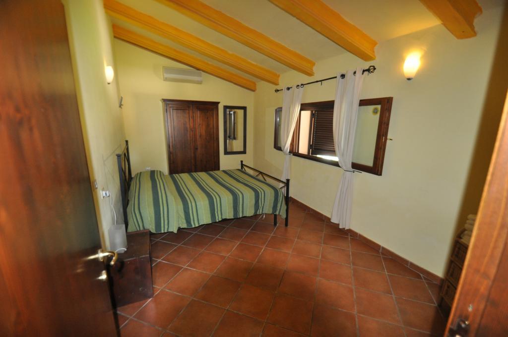 Agriturismo Il Cerrosughero Villa Scarlino Oda fotoğraf